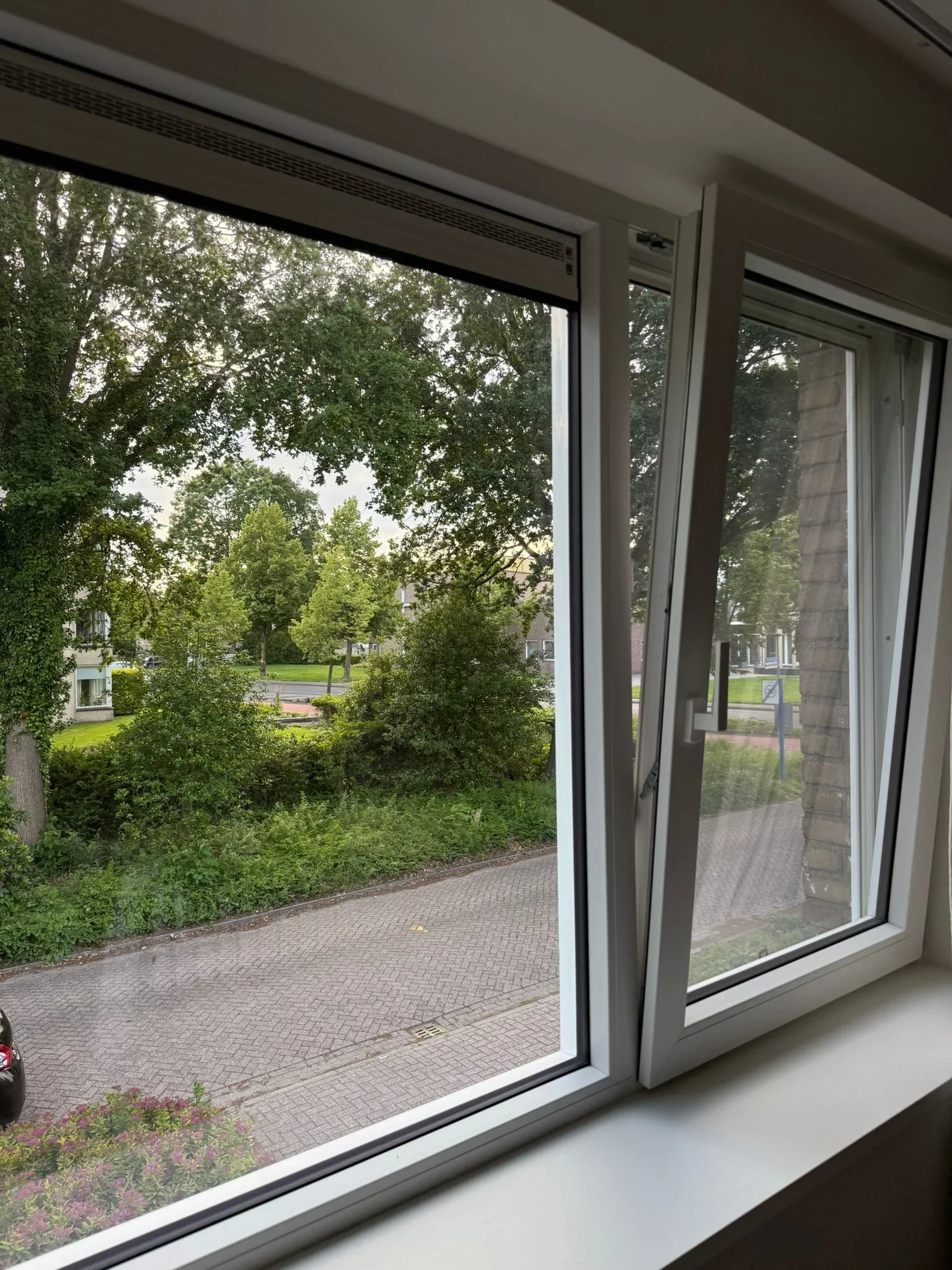 Kunststof draaikiepraam Drenthe op maat